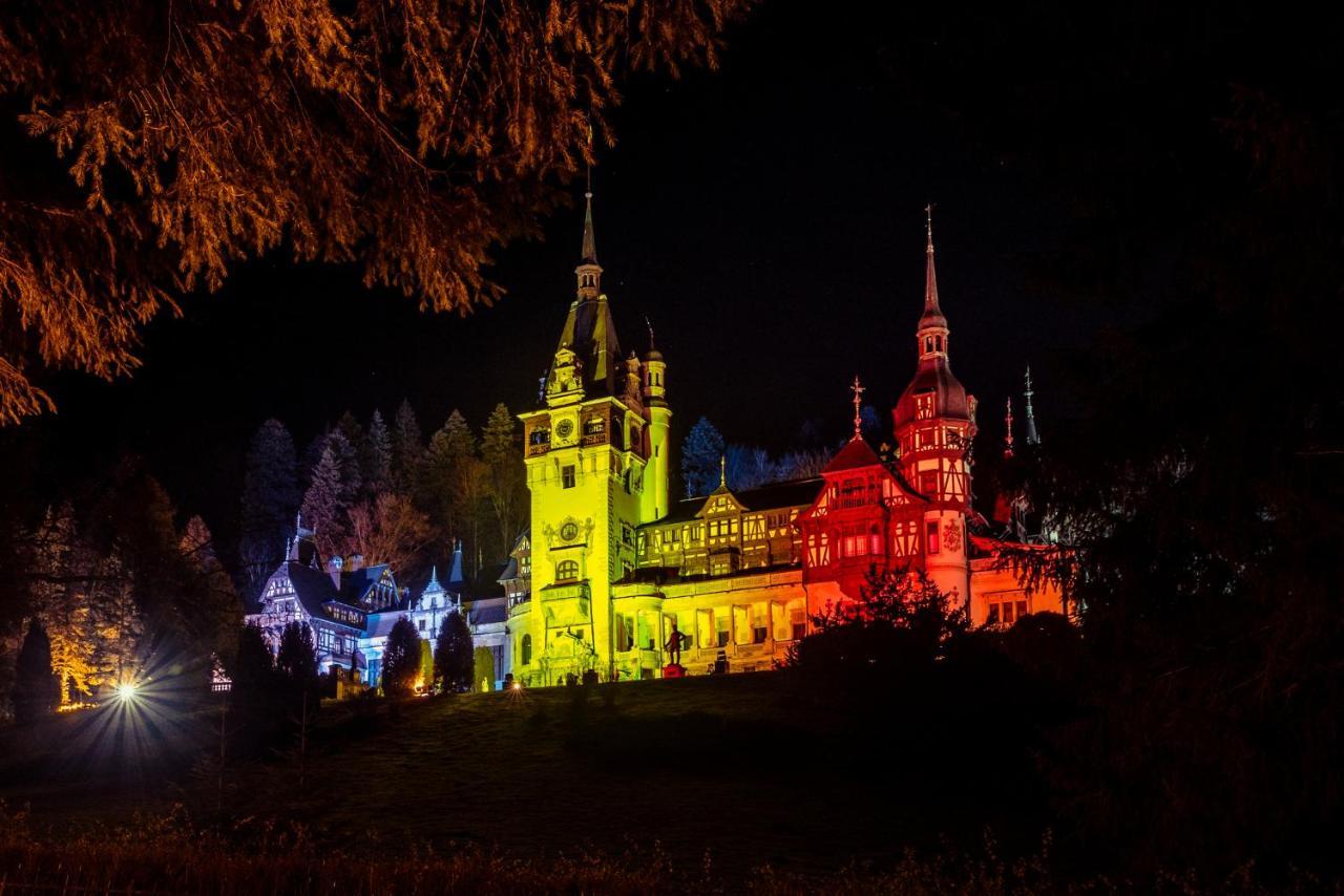 Hotel Riviera Sinaia Exteriör bild